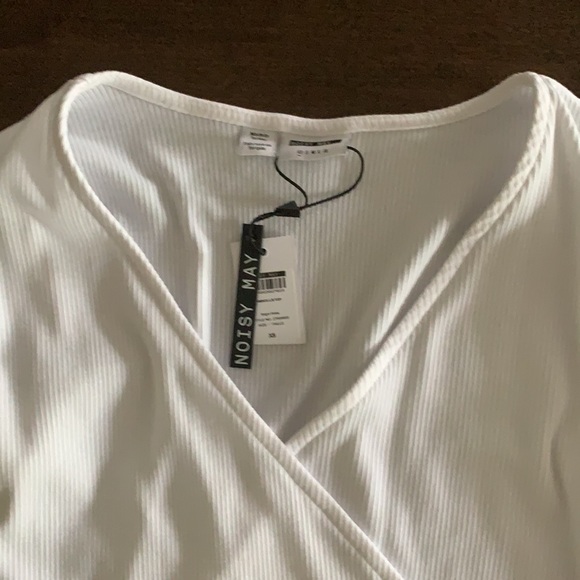 White wrap top - Picture 3 of 3